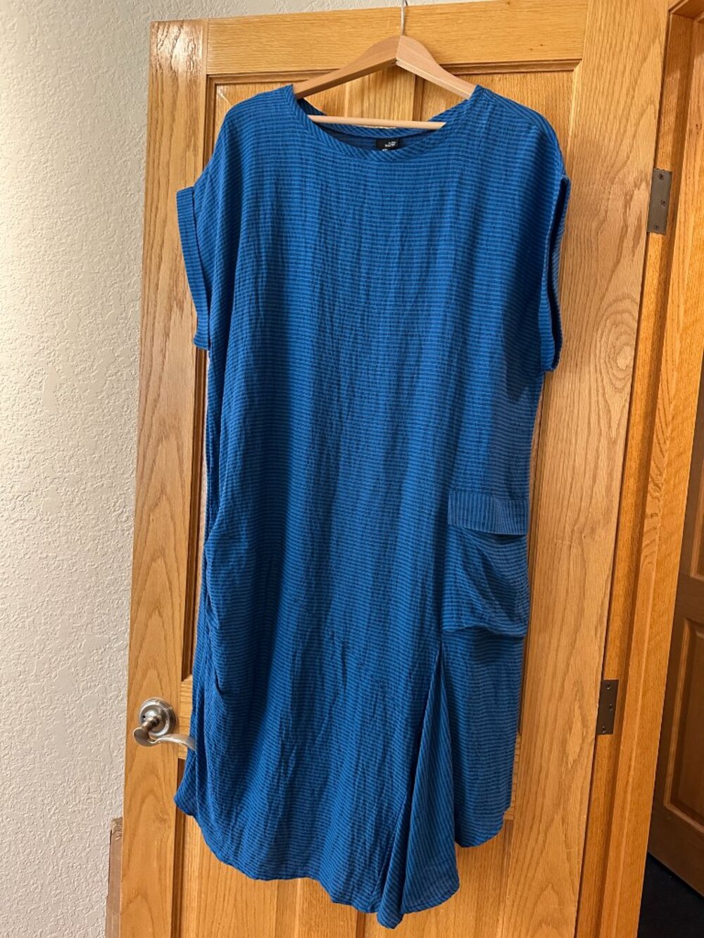 Lisa Bayne fabulous Artsy blue dress - Picture 3 of 8